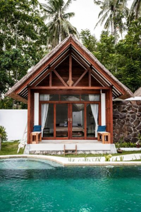 LMBK Surf House